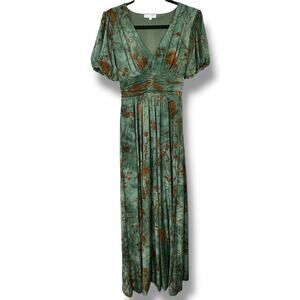 Baltic Born NWOT Leslie Embossed Velvet  Floral Print Puff Sleeve Maxi Dress